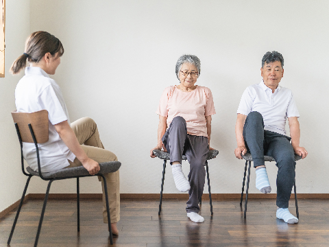 座ってできるはつらつ体操【4-6月】（10日制）